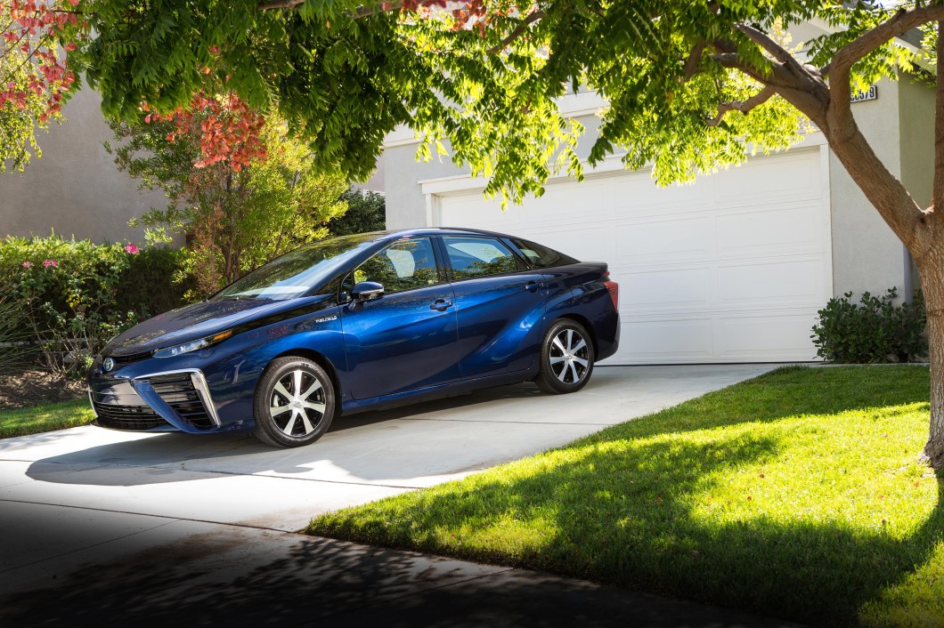 Toyota Mirai - Fuel Cell Electrical Vehicle.jpg